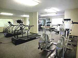 Enjoy a workout in our exercise room !